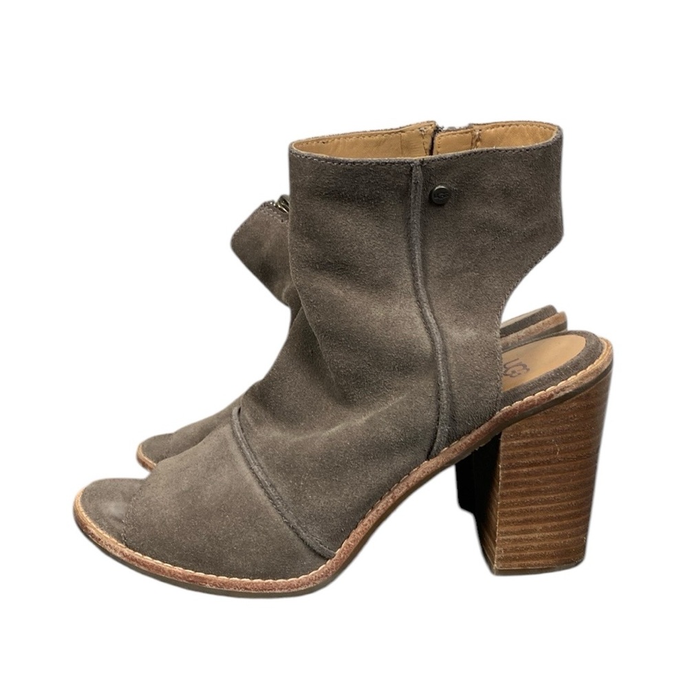 UGG Valencia open toe heeled shoe - RUNS LARGE